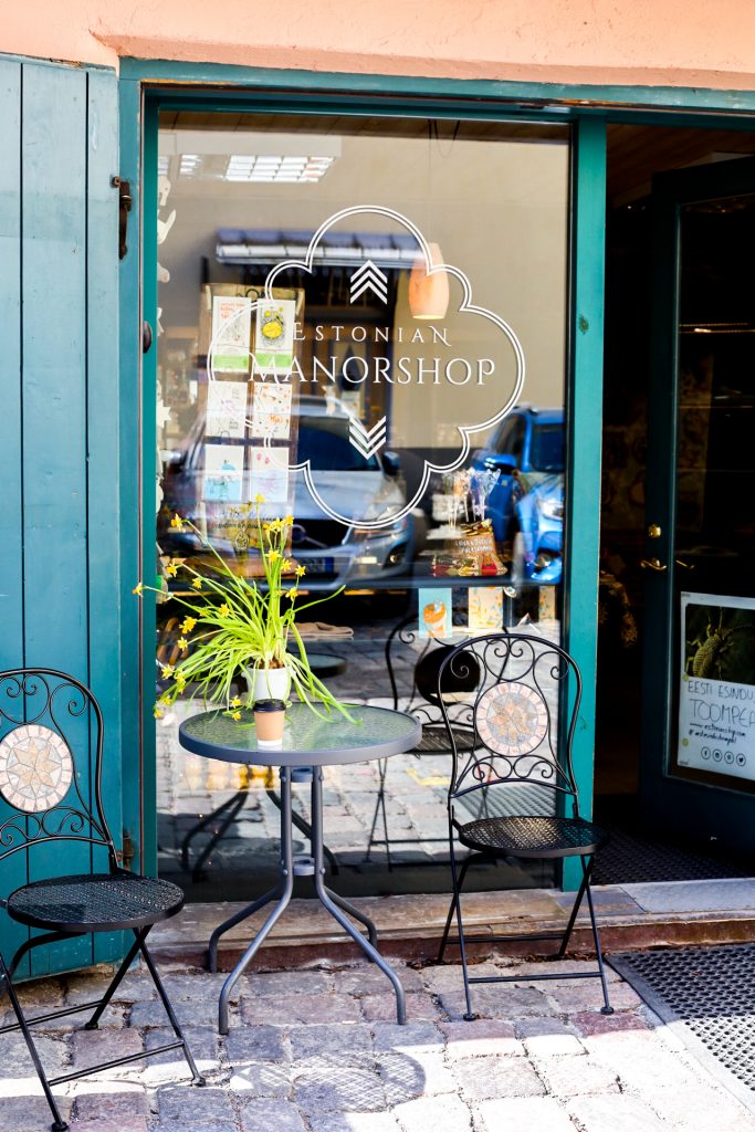 A cafe and souvenir shop in the city of Tallinn