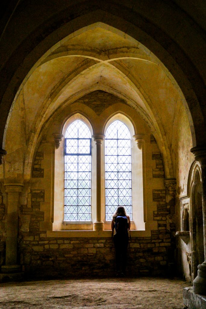 The Lacock Abbey is one of the prettiest places to visit in England, featuring Harry Potter filming scenes