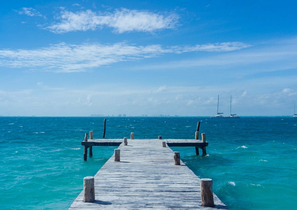 A pathway into the sea, a must see in Mexico. 