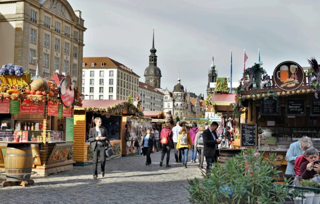 Market with food and drinks in the center Dresden