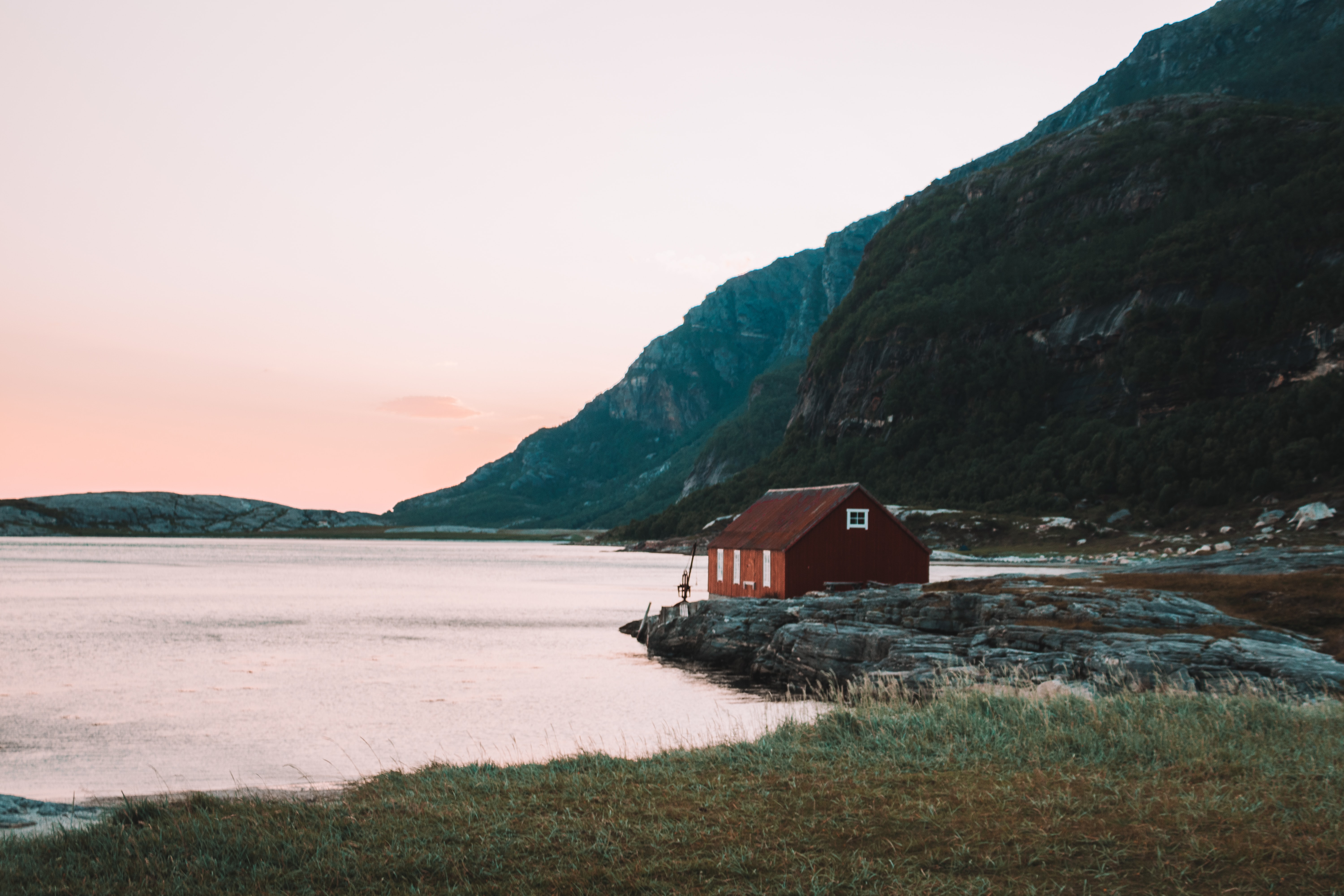 The ultimate Scandinavia road trip in a group.